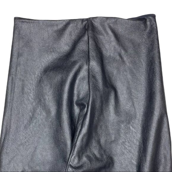 Commando Perfect Control Black Faux Leather Legging Size Medium - Picture 9 of 12